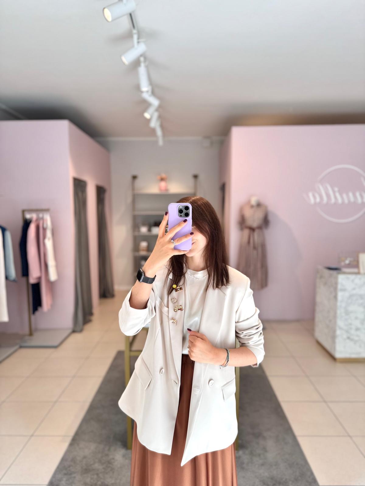 Giacca doppiopetto con spille