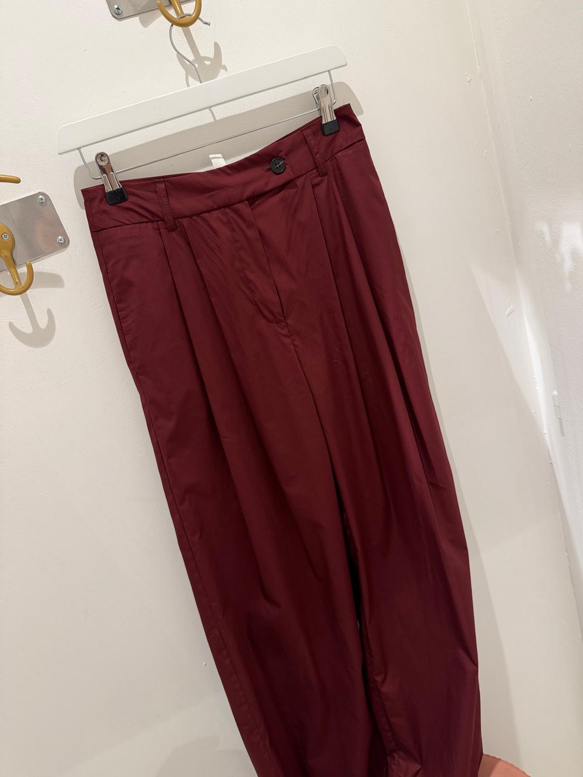 Pantalone completo rosso india