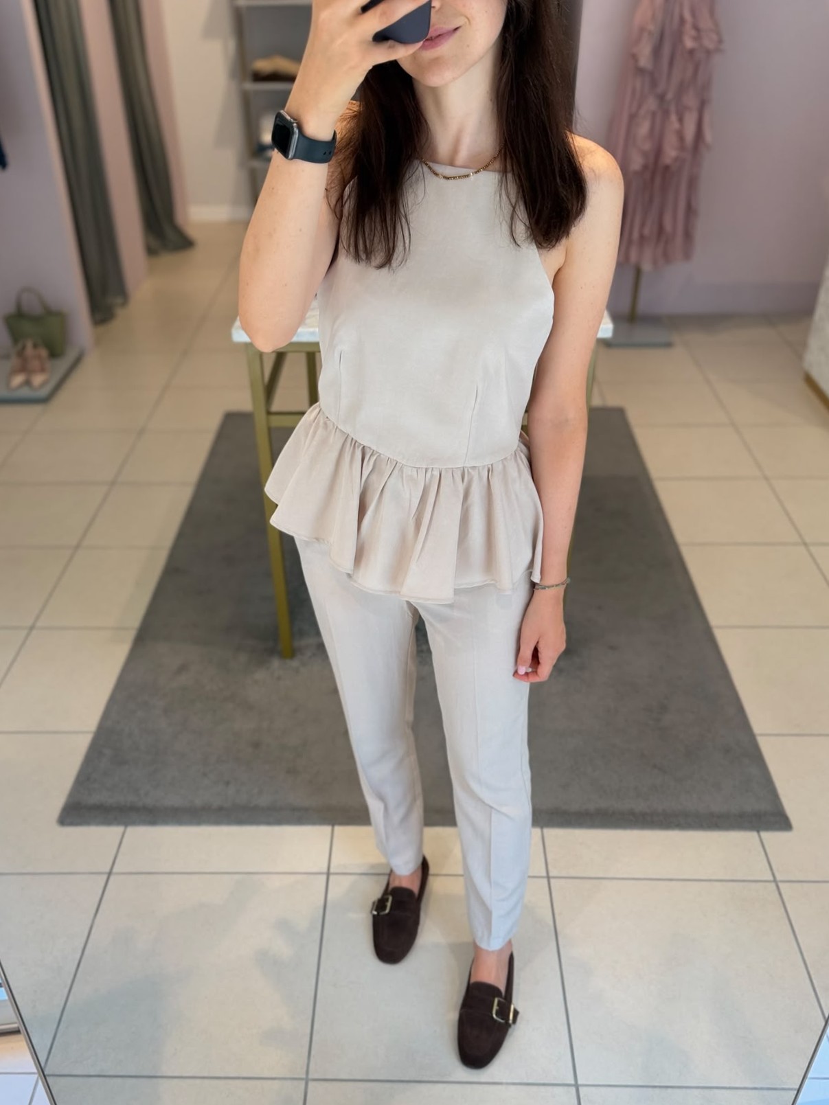 Completo top e pantalone sabbia