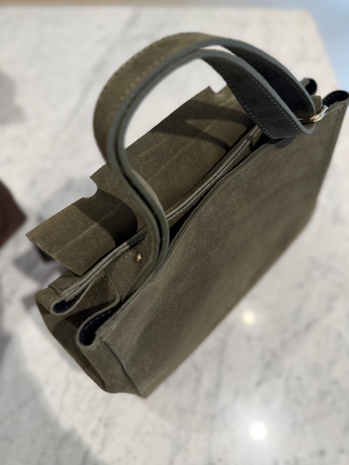 Borsa a mano in pelle scamosciata