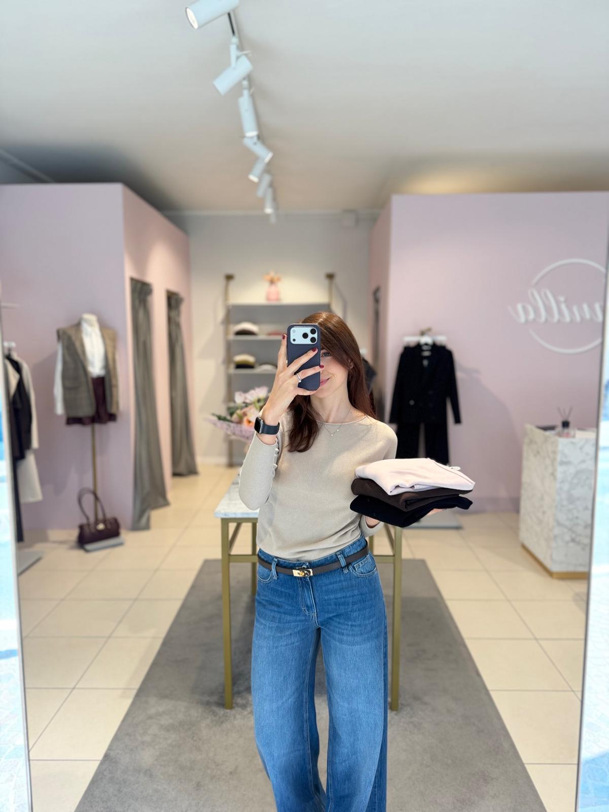Maglioncino basic scollo barchetta