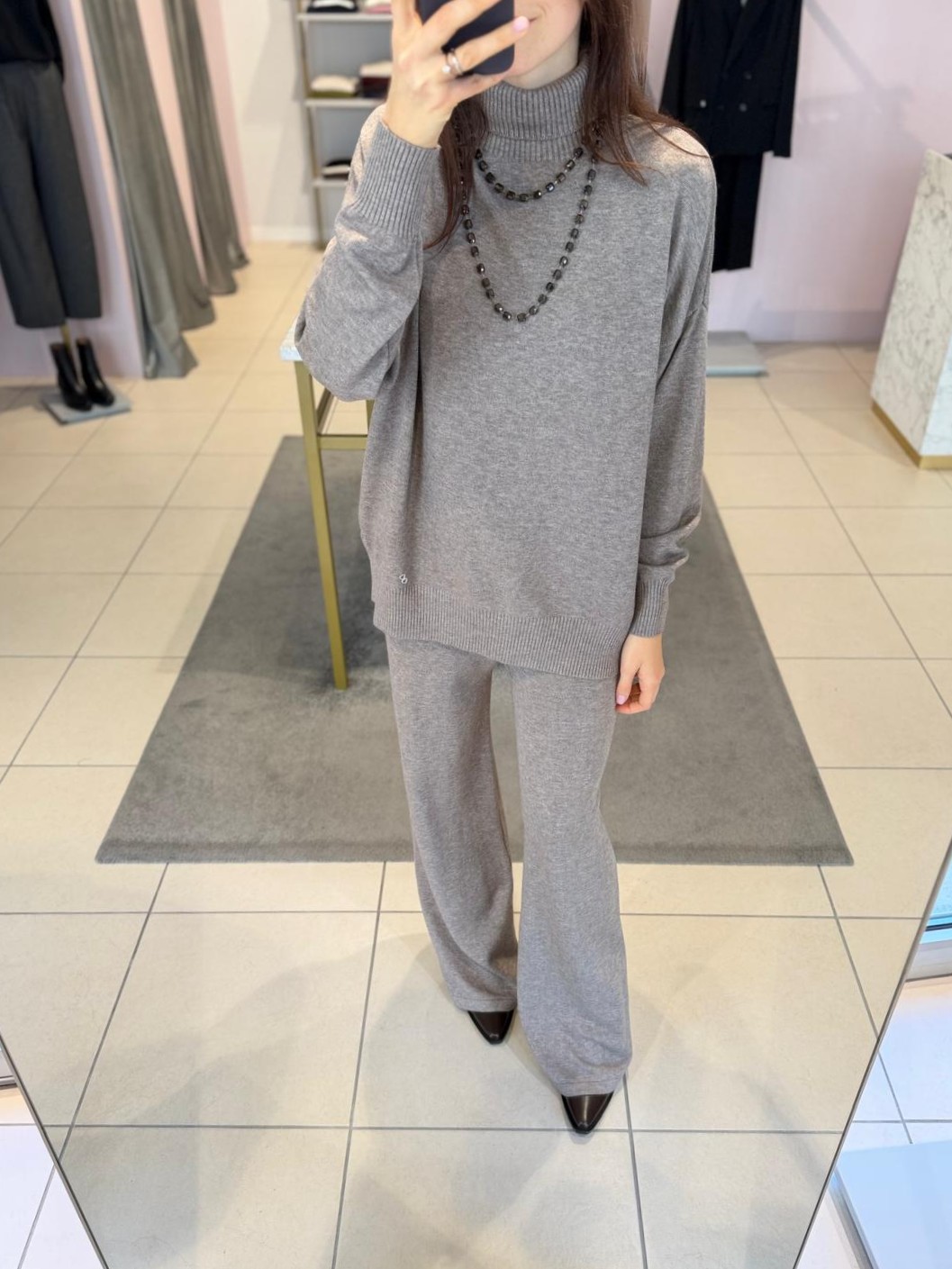 Tuta in maglia please